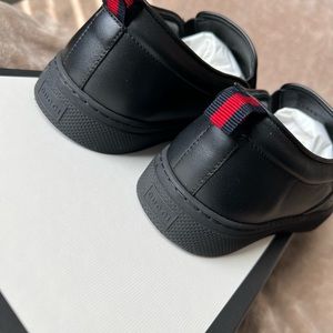 Gucci Slip-on Sneakers